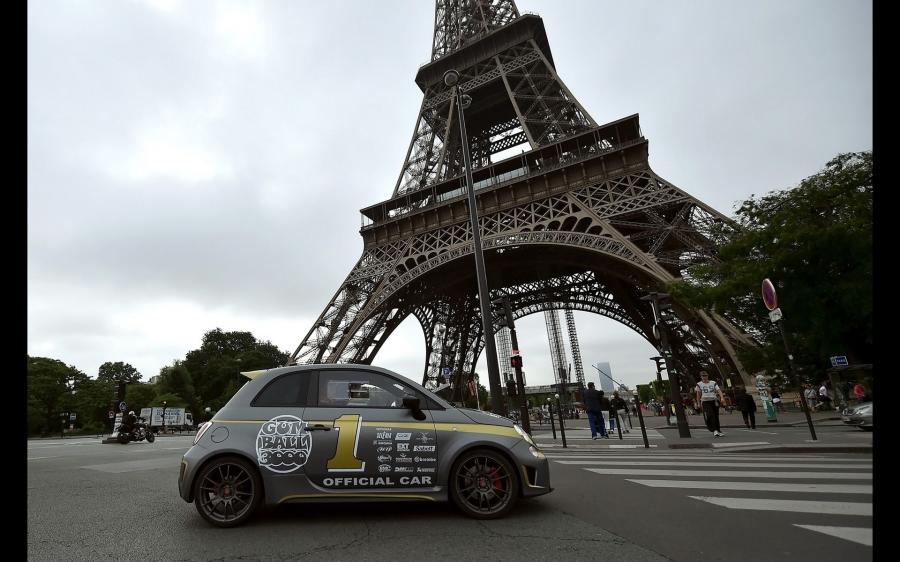  Abarth 695 Biposto Gumball 3000 2014 года  (фото 7 из 12)